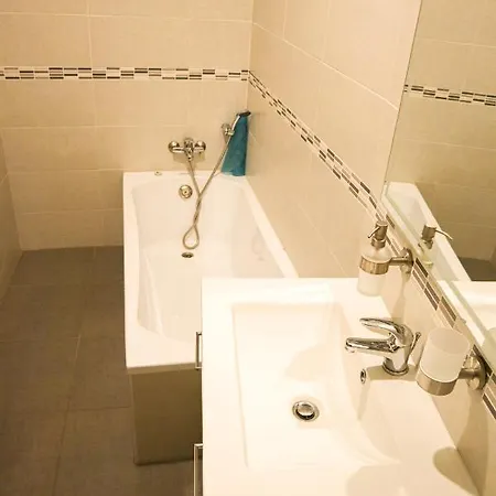 Si-ku With Private Pool And Hot Tub * Xaghra