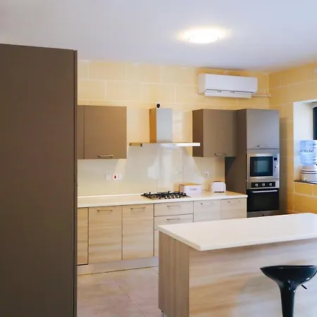 Si-ku With Private Pool And Hot Tub Apartment Xaghra