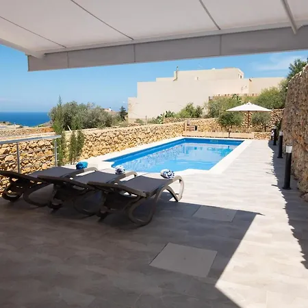Si-ku With Private Pool And Hot Tub דירה *