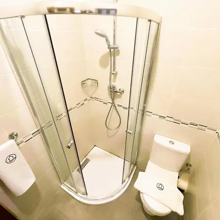 Si-ku With Private Pool And Hot Tub * Шаара