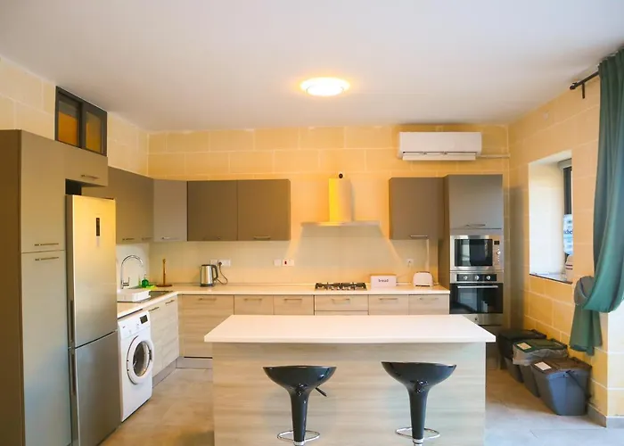 Si-ku With Private Pool And Hot Tub Xagħra