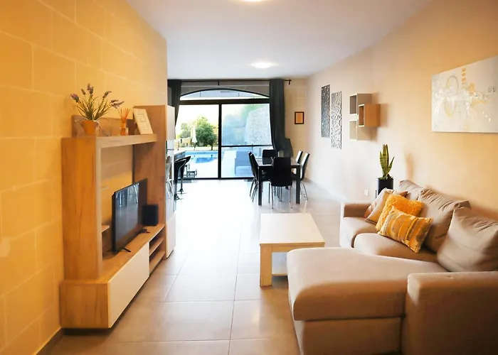 Si-ku With Private Pool And Hot Tub *