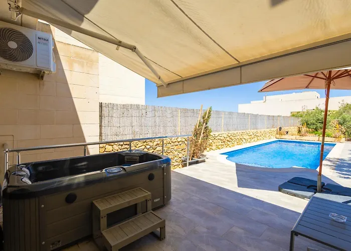 Si-ku With Private Pool And Hot Tub Xagħra